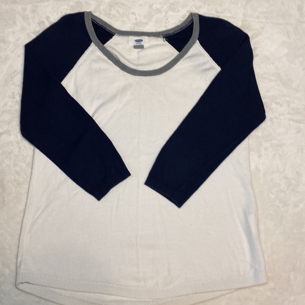 2 Baseball Style Tops - Picture 6 of 9